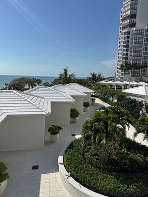 Biltmore Condominiums finished roofscape and tower context